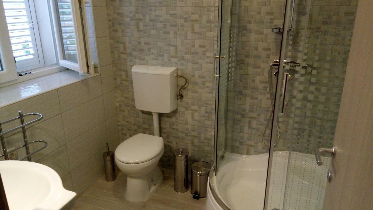 Apartmani Filip Zadar Diklo Exterior photo